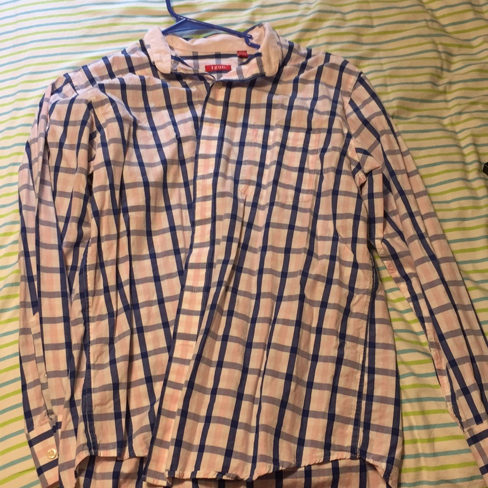 Izod button down